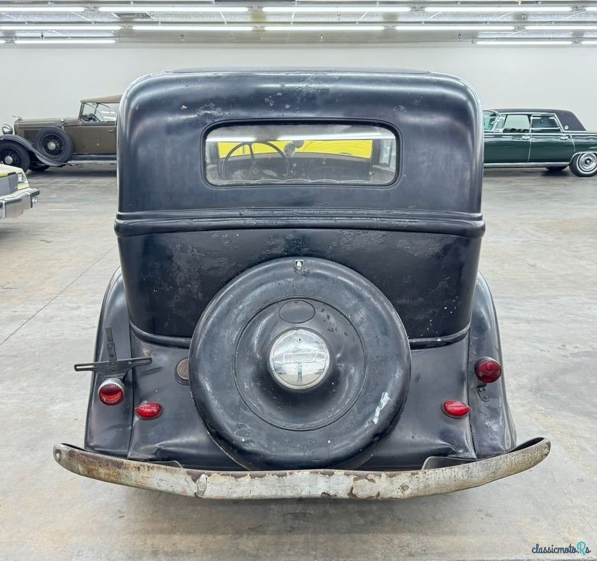 1934' Plymouth Deluxe photo #4