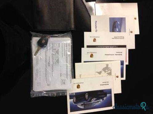 1984' Porsche 911 Carrera Targa 3.2L photo #6