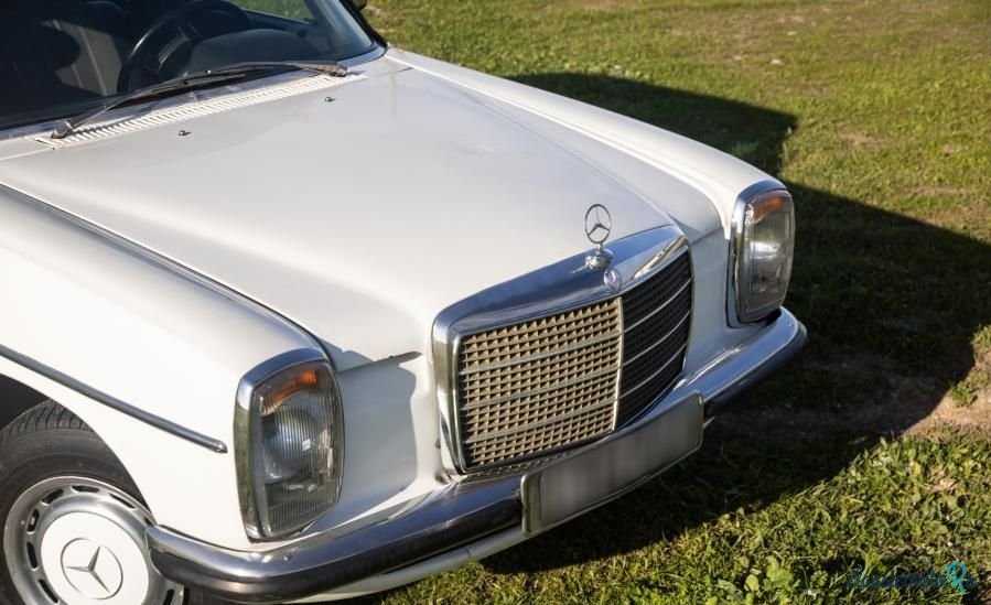 1974' Mercedes-Benz W114 photo #6