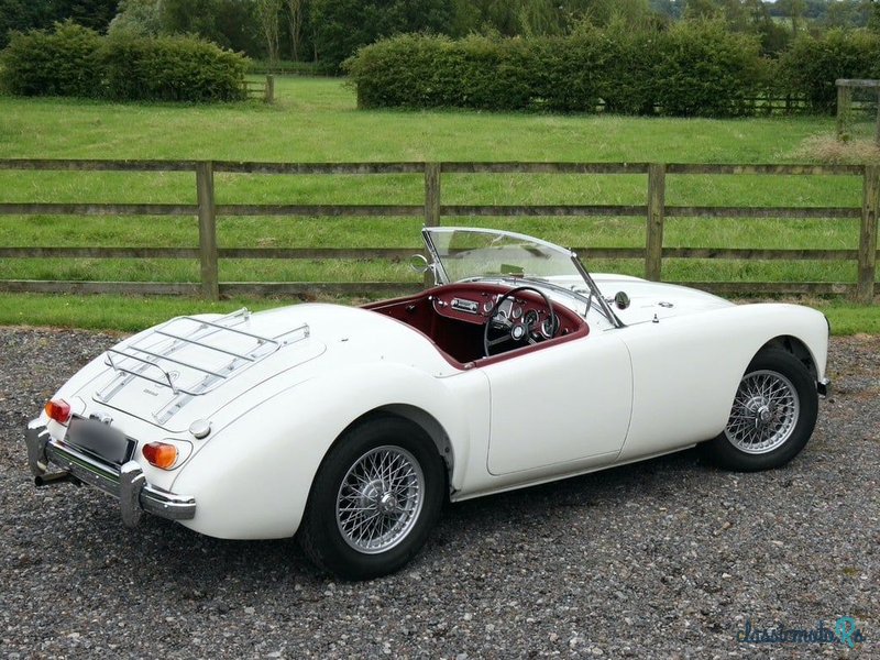 1962' MG MGA photo #4