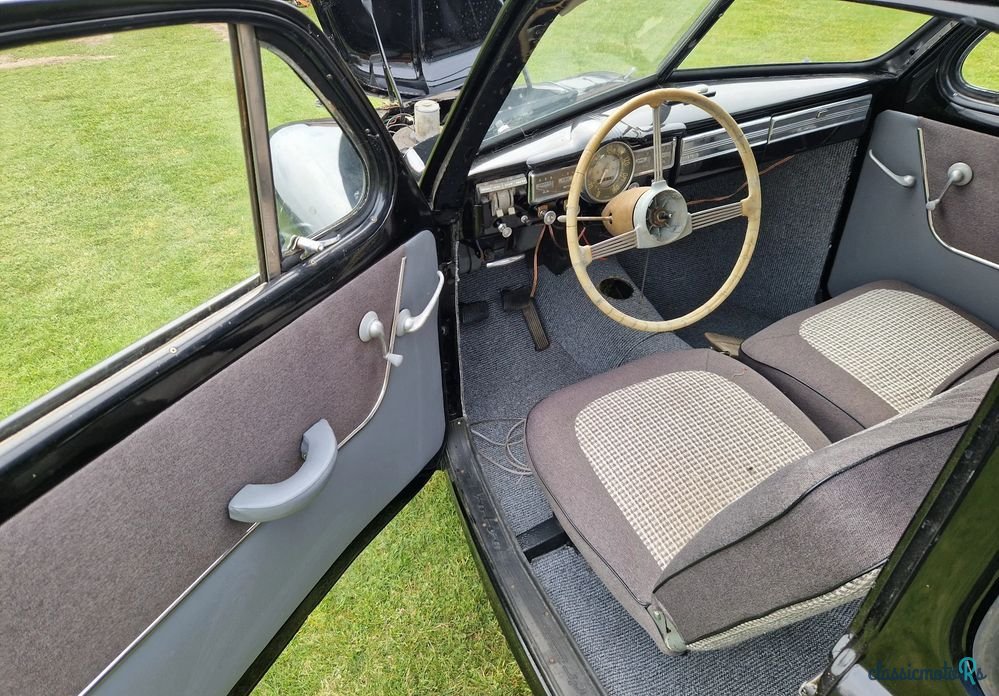1957' Volvo PV 444 photo #6