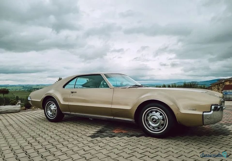 1966' Oldsmobile Toronado photo #2