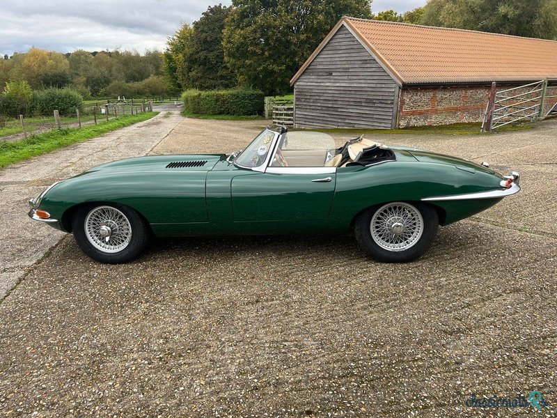 1964' Jaguar E-Type photo #1