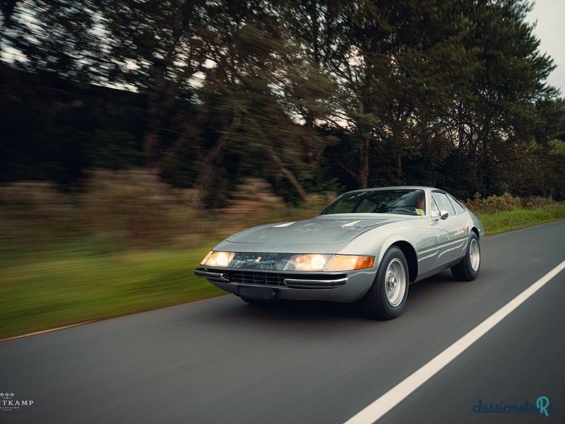 1969' Ferrari 365 photo #1