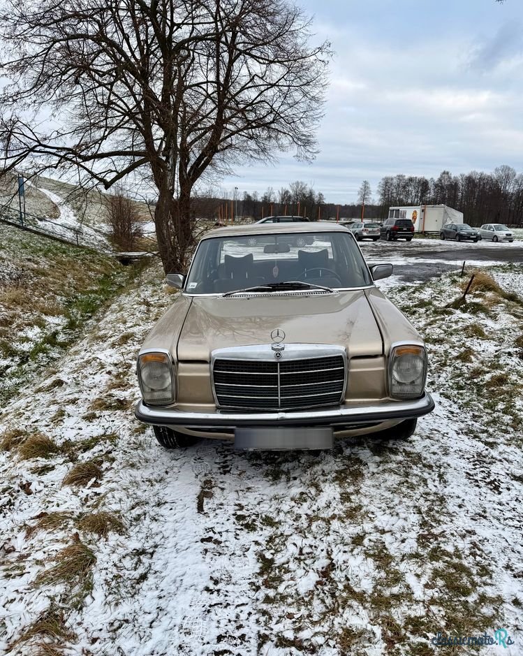 1974' Mercedes-Benz W115 photo #6