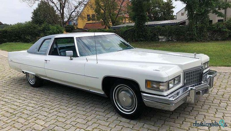 1976' Cadillac Coupe DeVille photo #1