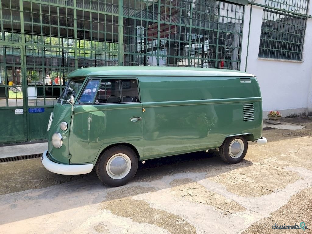 1964' Volkswagen Type 2 photo #3
