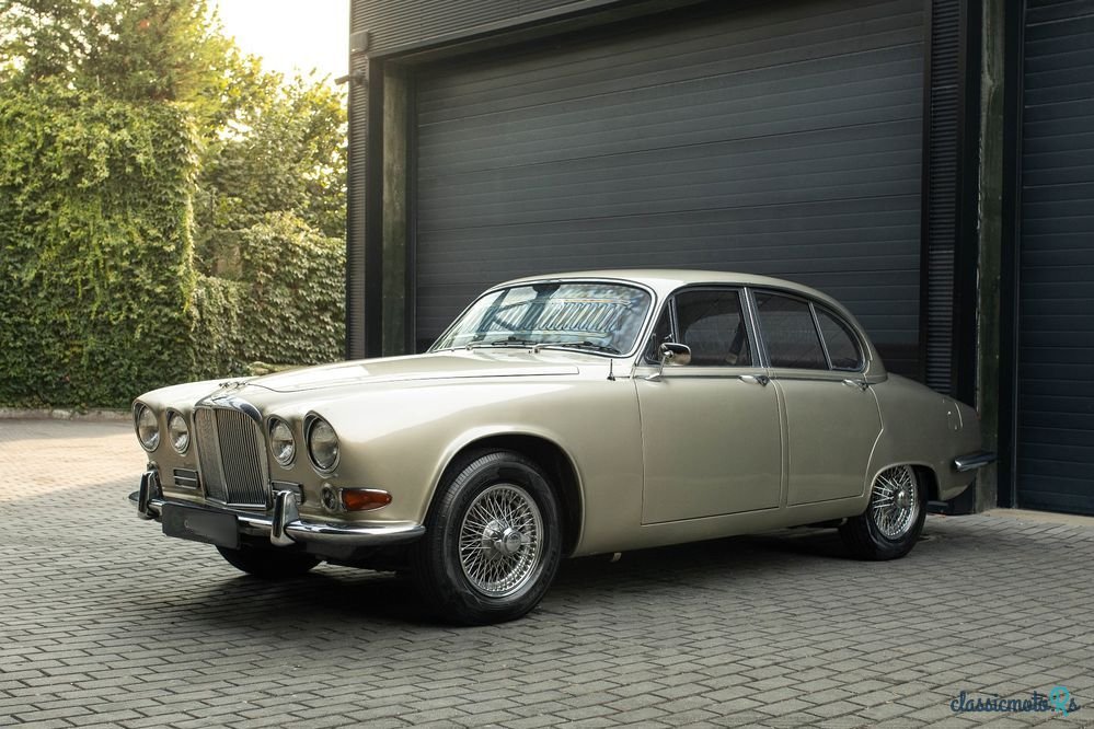 1968' Jaguar 420G photo #5