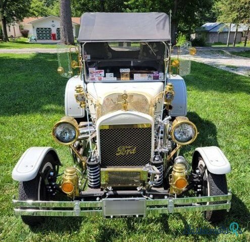 1923' Ford photo #3