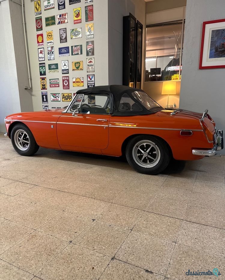 1971' MG MGB photo #3