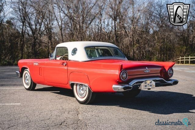 1957' Ford Thunderbird photo #4
