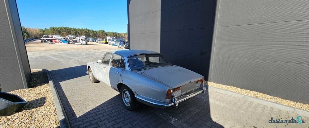 1970' Jaguar photo #5