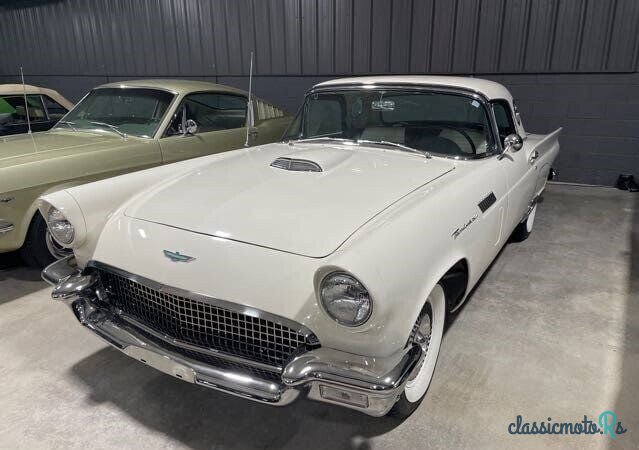 1957' Ford Thunderbird photo #1