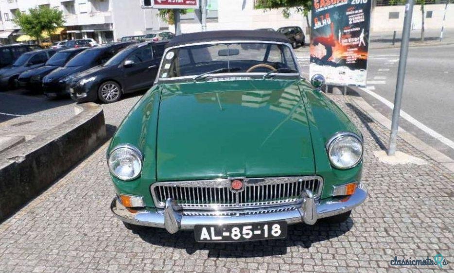 1969' MG MGB photo #2