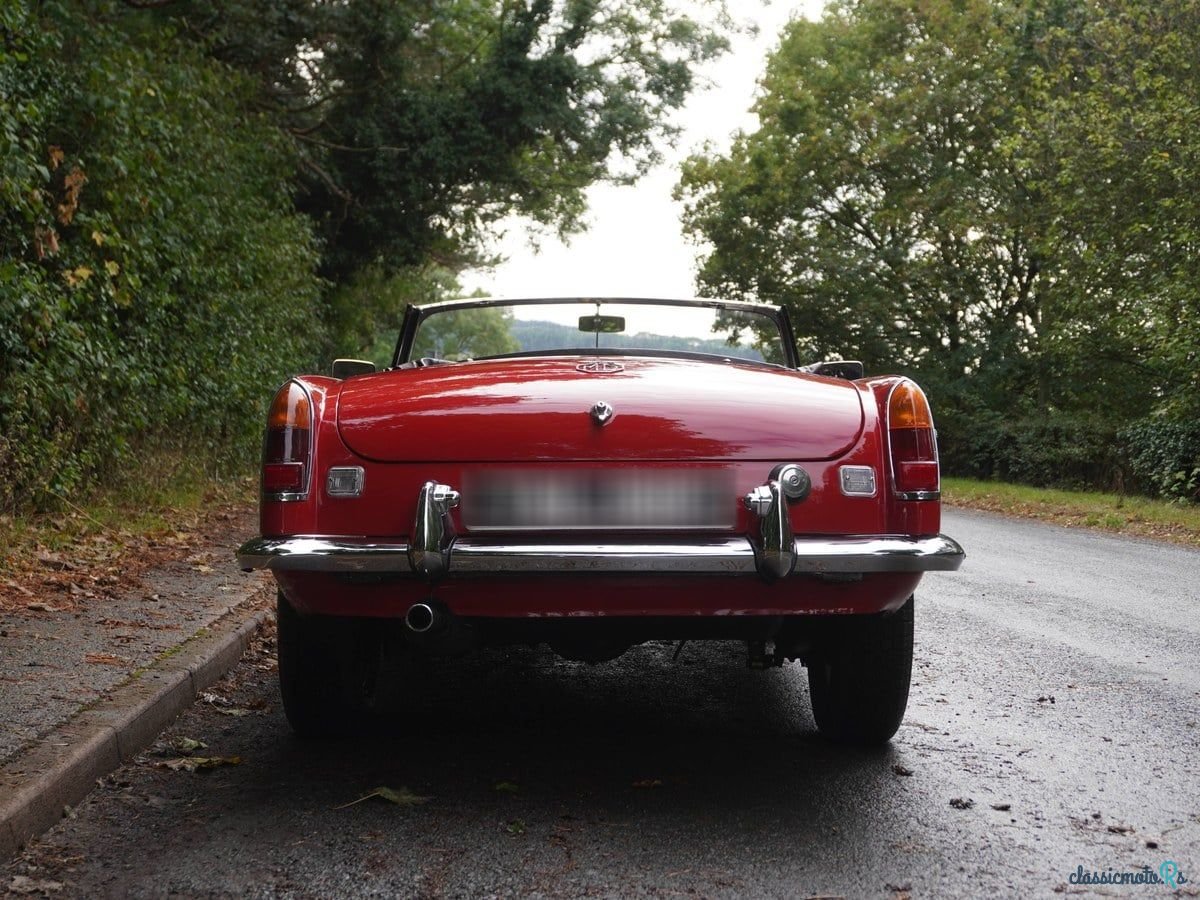 1968' MG MGC photo #5