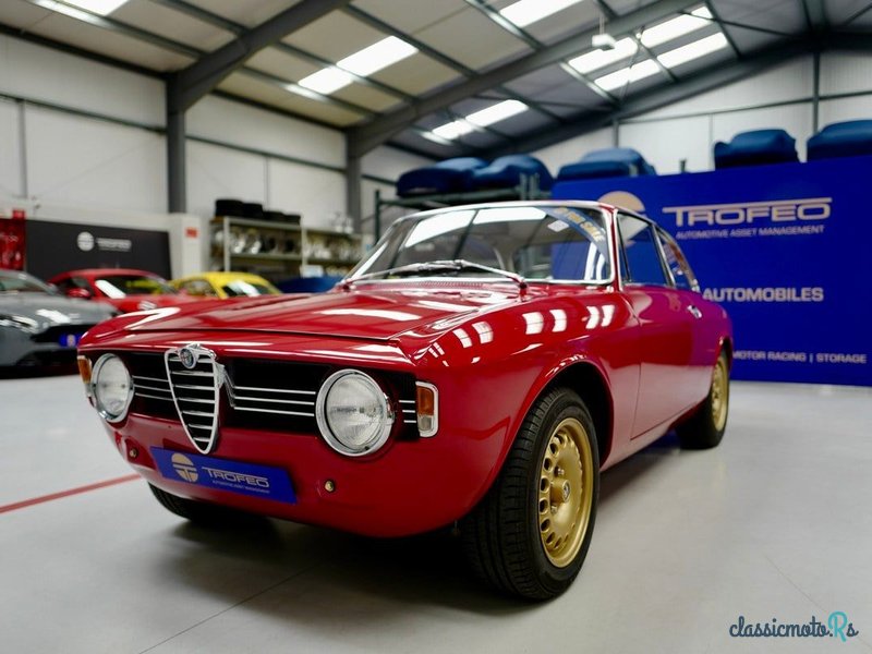 1967' Alfa Romeo Giulia photo #1