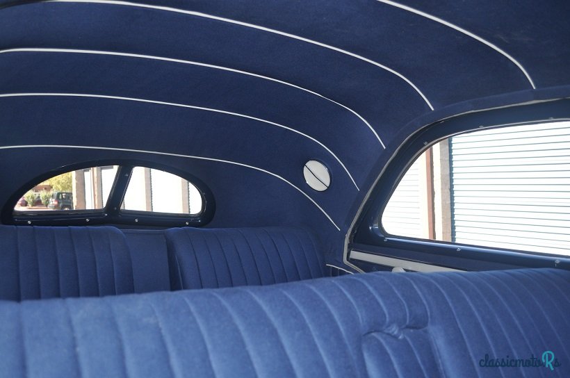 1937' Cord 812 photo #6