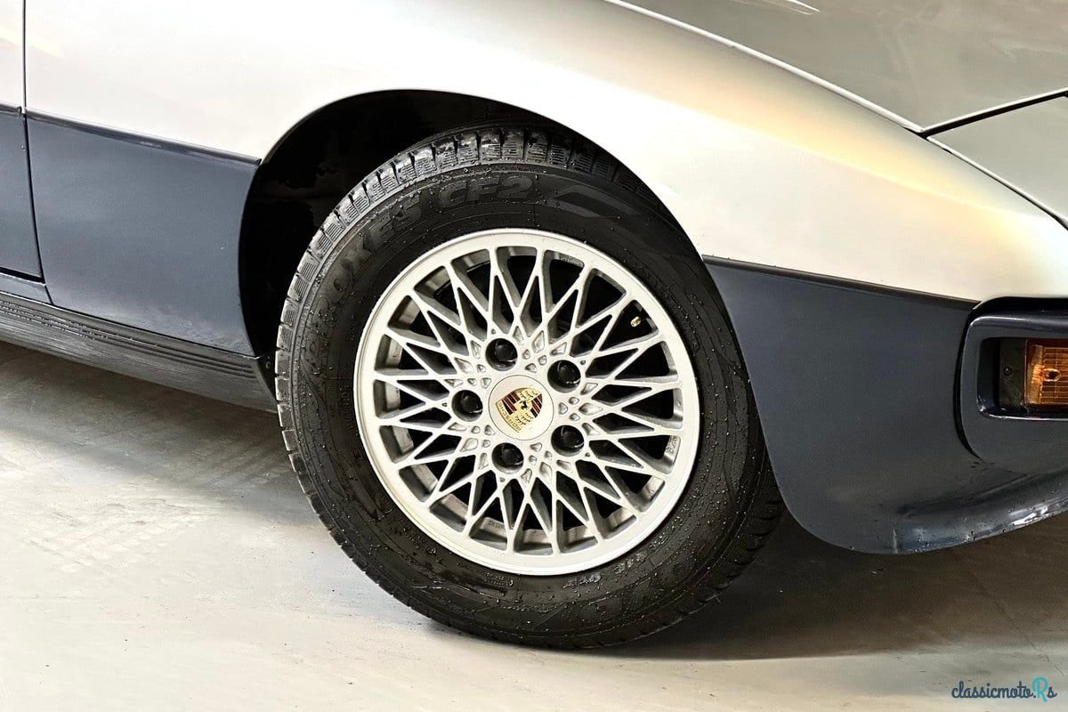 1980' Porsche 924 photo #5