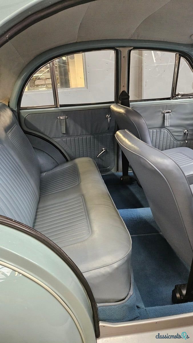 1957' Morris Minor photo #6