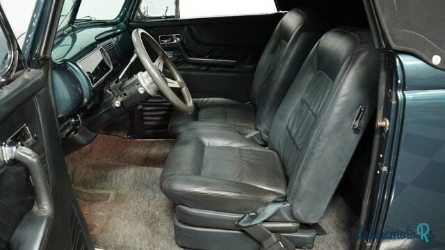 1940' Ford Deluxe photo #4