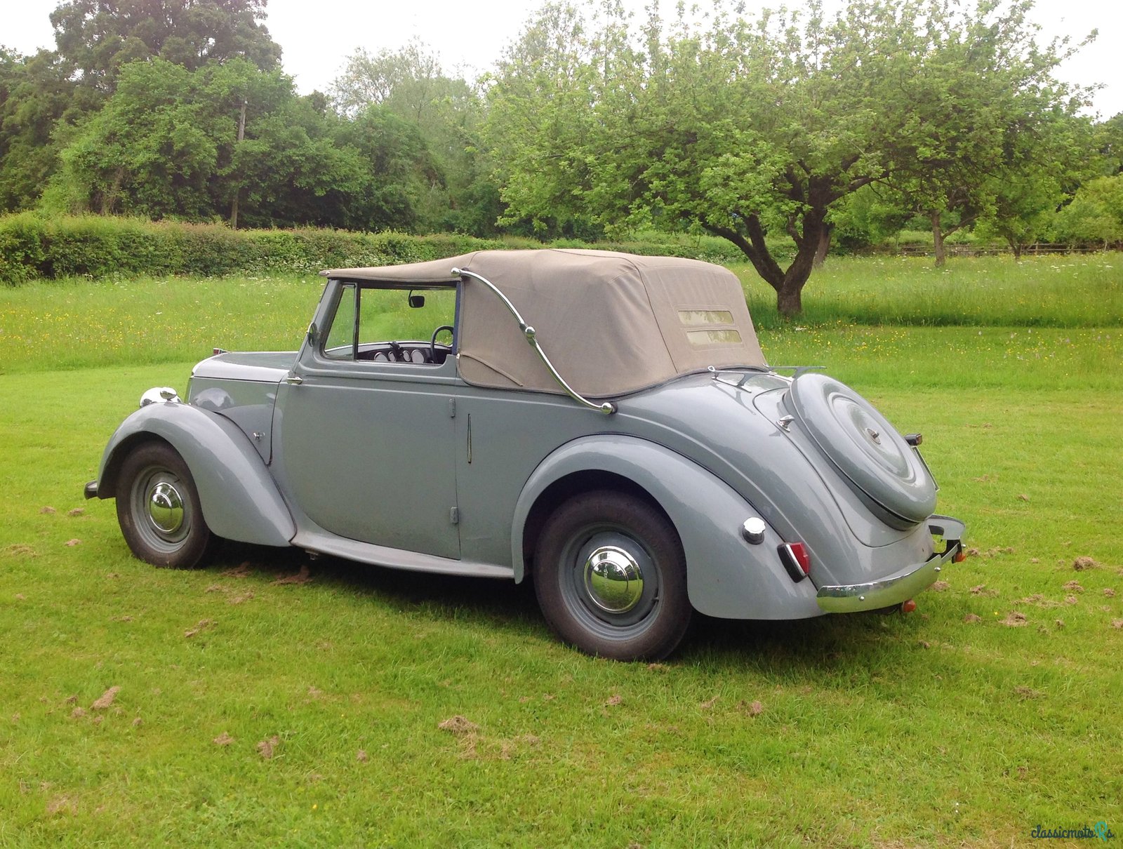 1948' Standard 12 Dhc photo #1