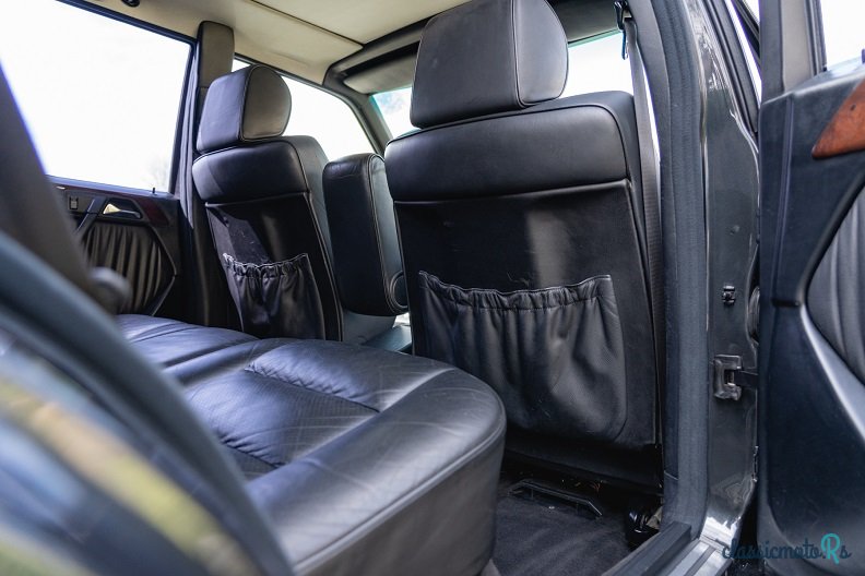 1993' Mercedes-Benz 300 TE photo #4