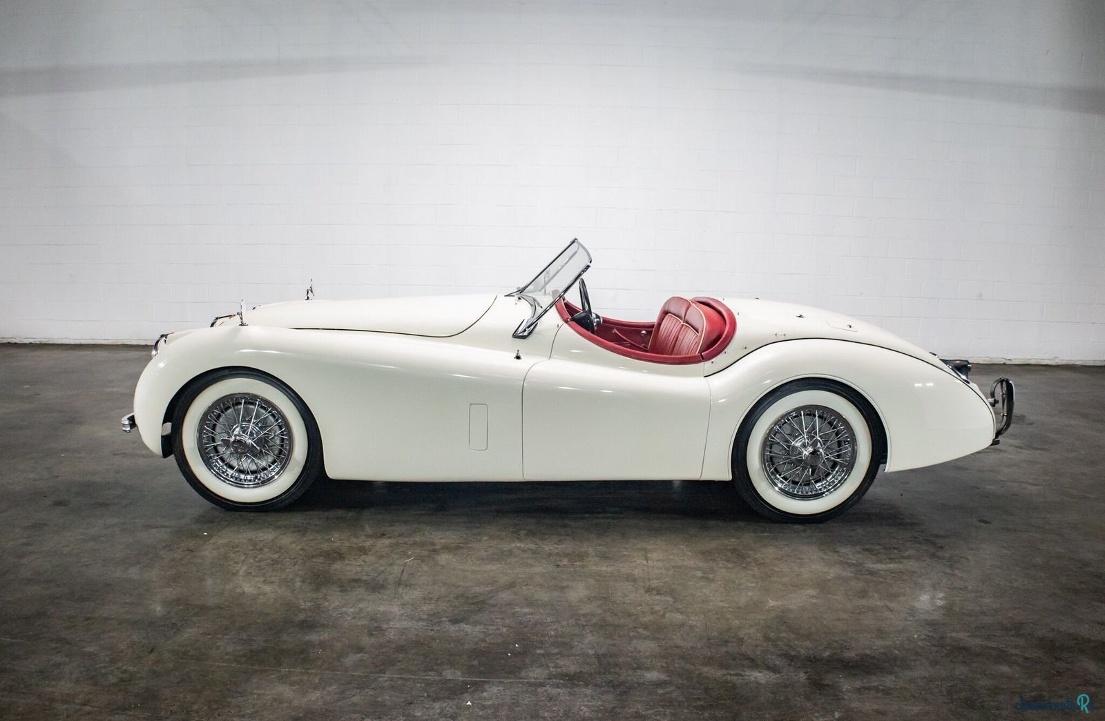 1954' Jaguar XK 120 photo #4