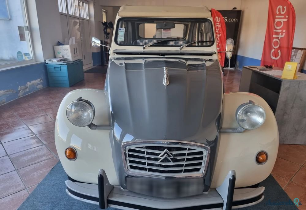 1969' Citroen 2CV photo #3