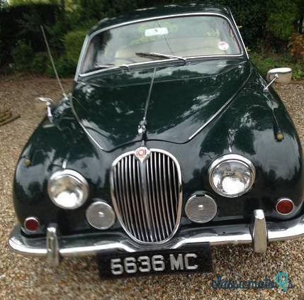 1967' Jaguar Mk2 photo #1