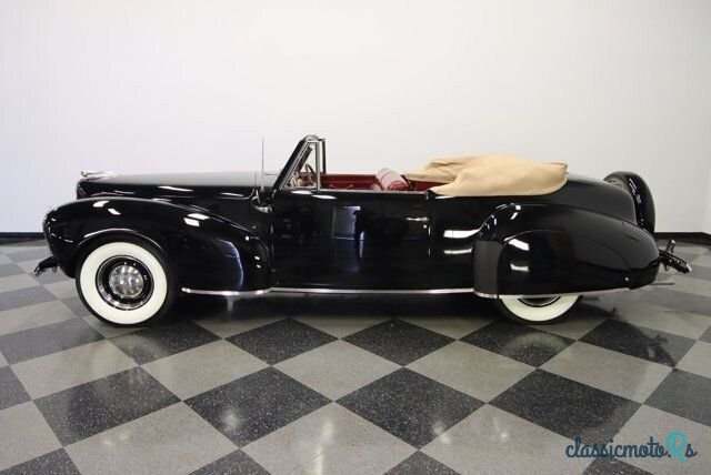 1940' Lincoln Zephyr photo #1