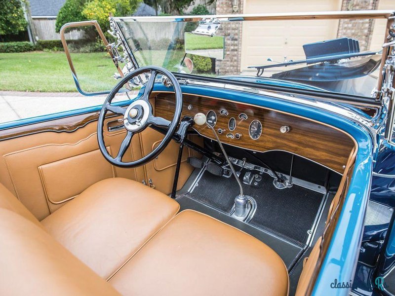 1929' Packard Deluxe Eight Sport Phaeton photo #5