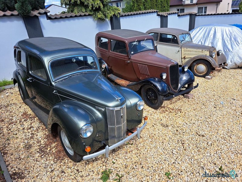 1952' Ford photo #1