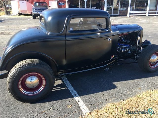 1932' Ford photo #3