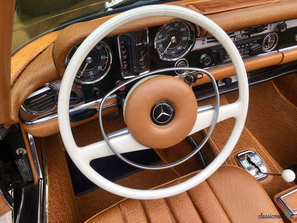 1969' Mercedes-Benz 280SL pagoda photo #5