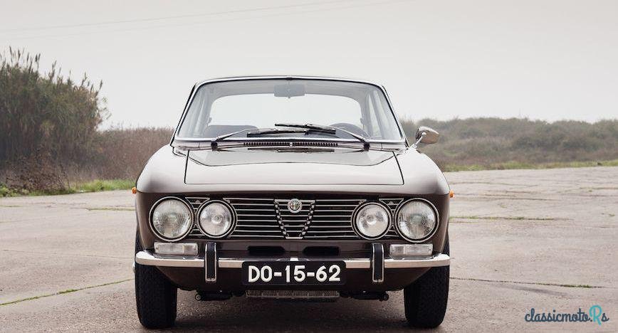 1975' Alfa Romeo Gtv 2000 photo #3