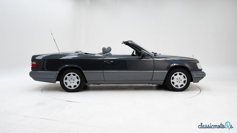 1994' Mercedes-Benz 220 E Cabriolet '94 CH33590 photo #3