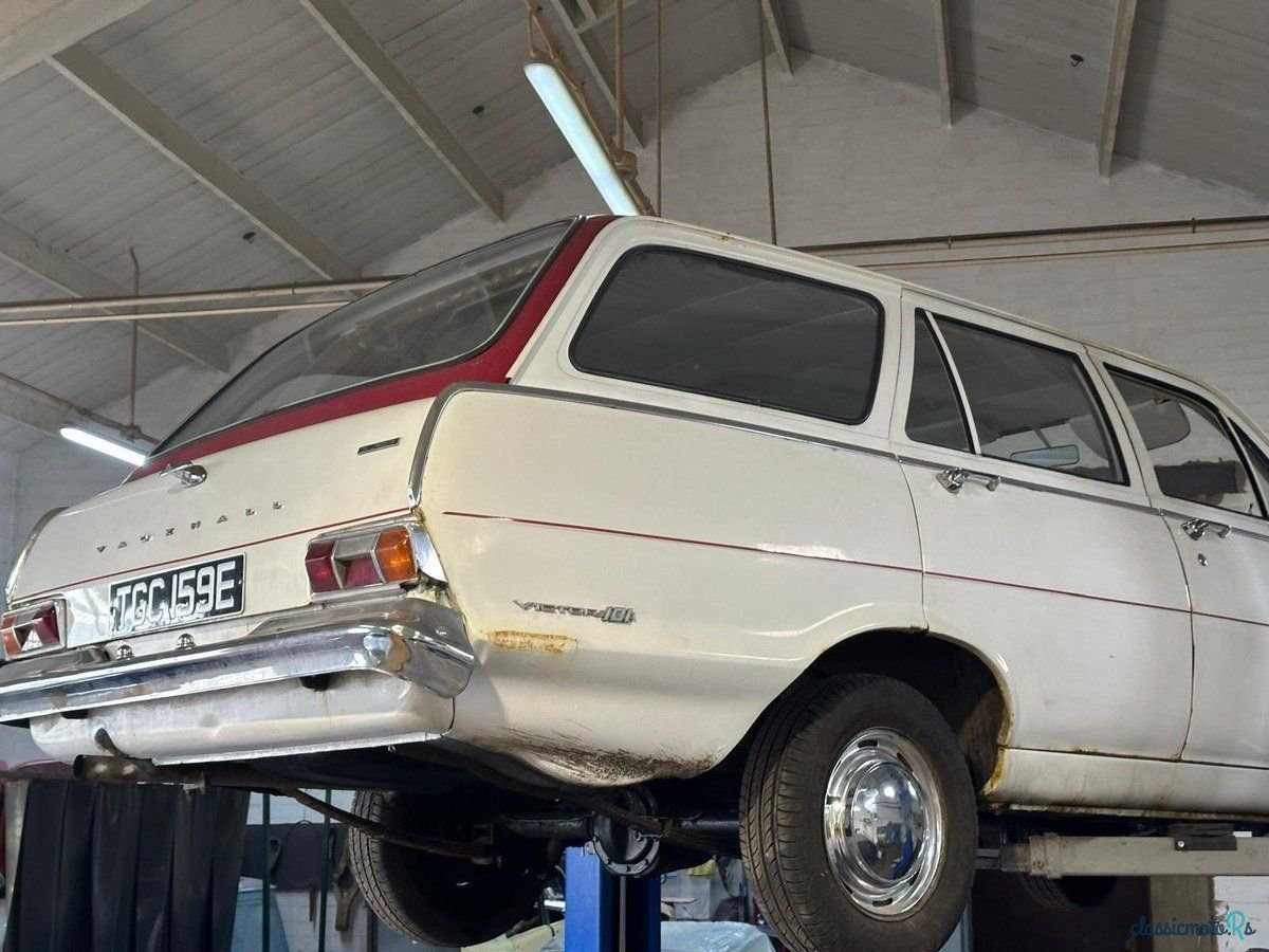 1967' Vauxhall Victor photo #2