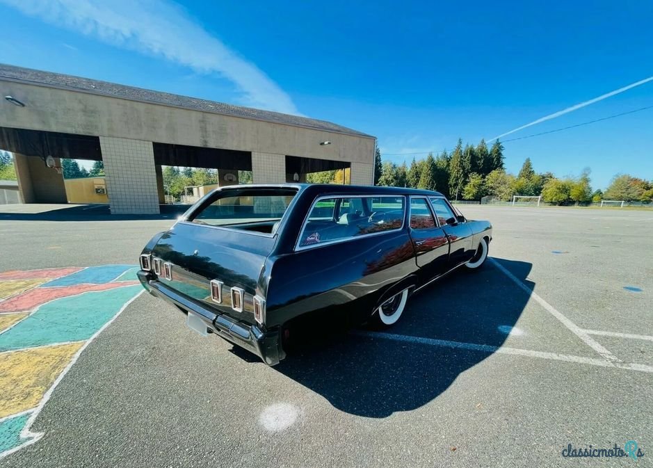 1969' Chevrolet Impala photo #2