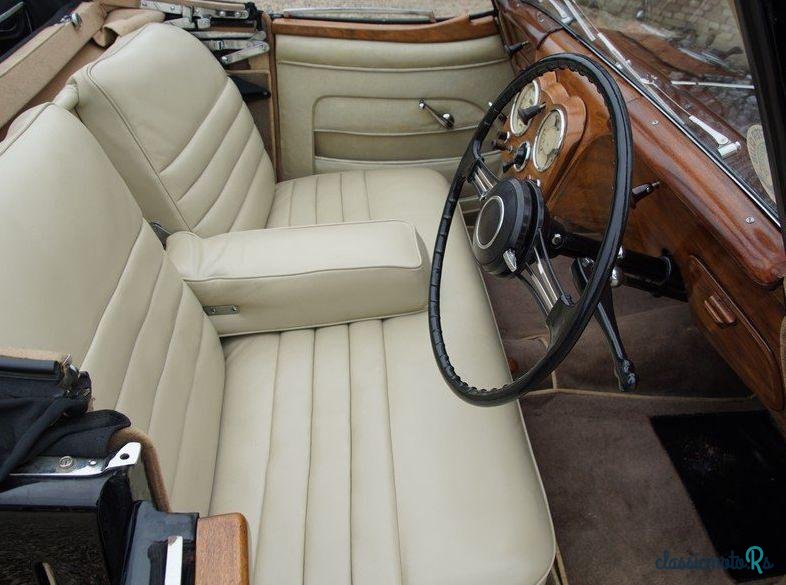 1948' Triumph Roadster 1800 photo #4