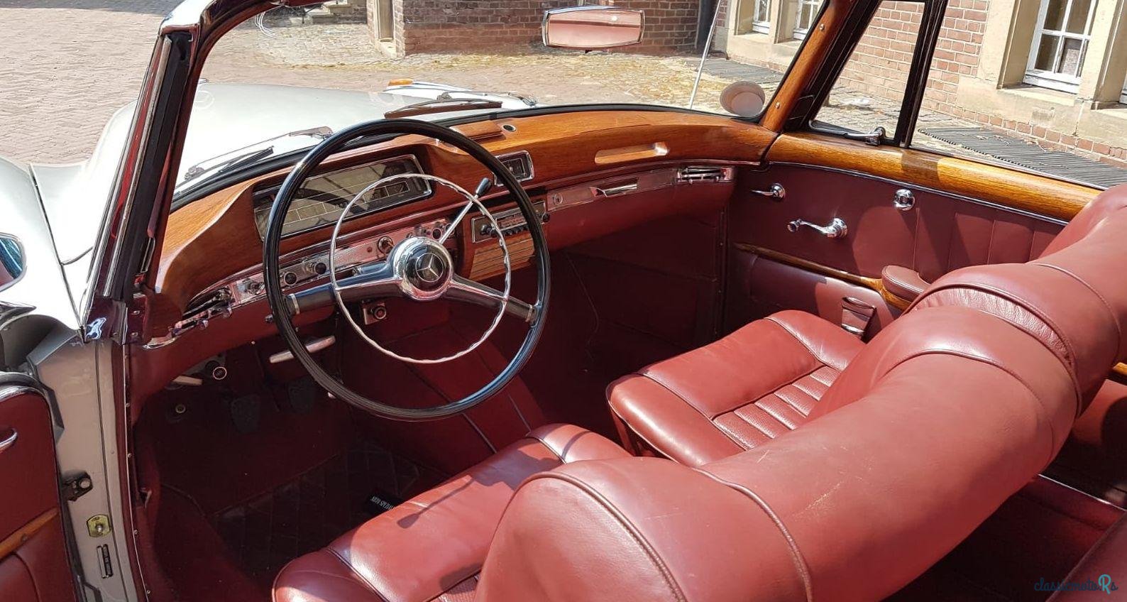 1958' Mercedes-Benz 220 photo #3