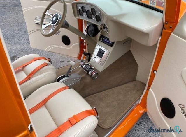 1948' Ford Anglia photo #1