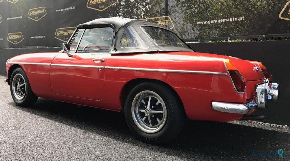 1973' MG MGB Roadster photo #1