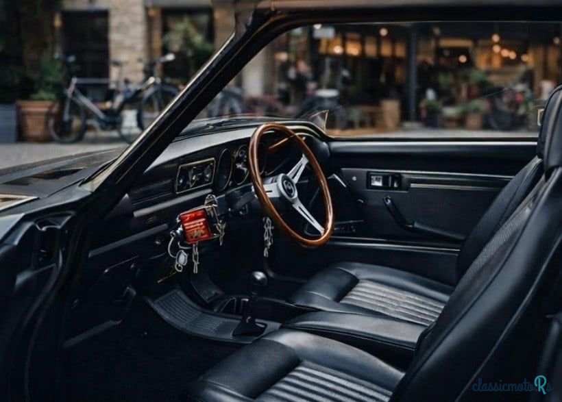 1971' Toyota Celica photo #3