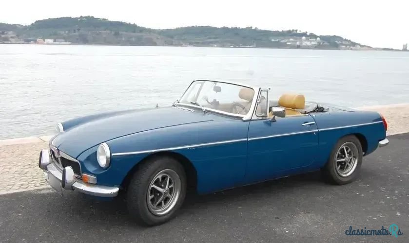 1973' MG MGB photo #1