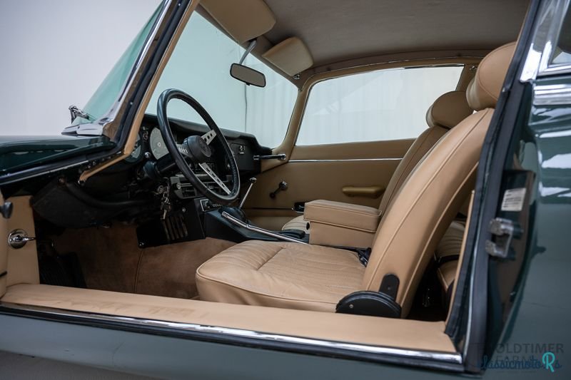 1971' Jaguar E-Type Series 3 V12 '71 CH23bw photo #4