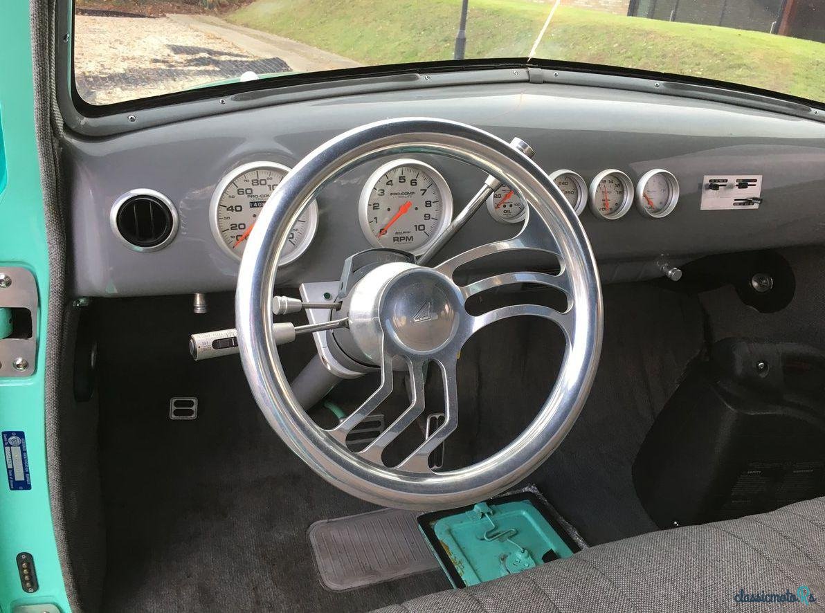 1948' Chevrolet Pick Up photo #1