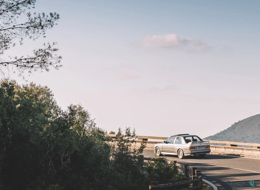 1988' BMW Série 3 photo #2