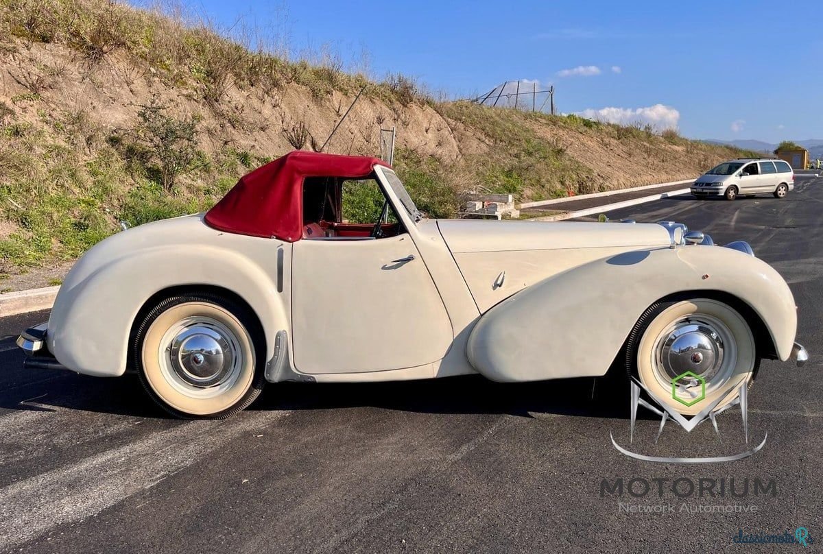 1949' Triumph Roadster photo #4