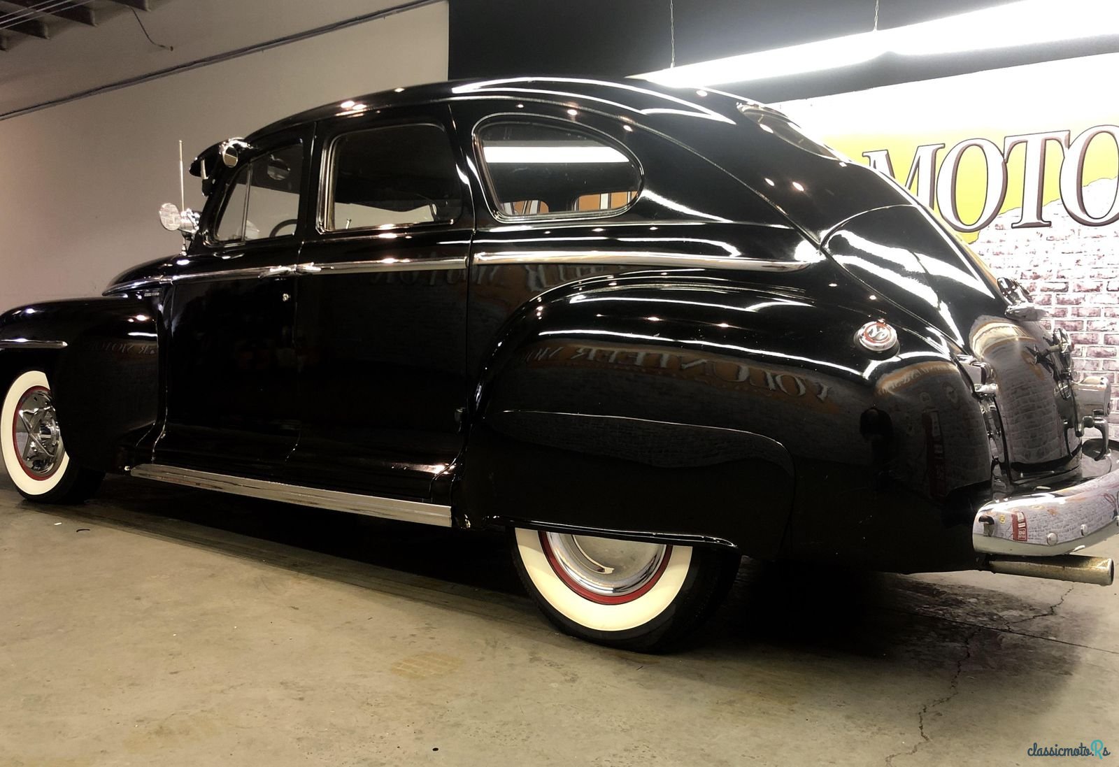1948' Plymouth Deluxe photo #3