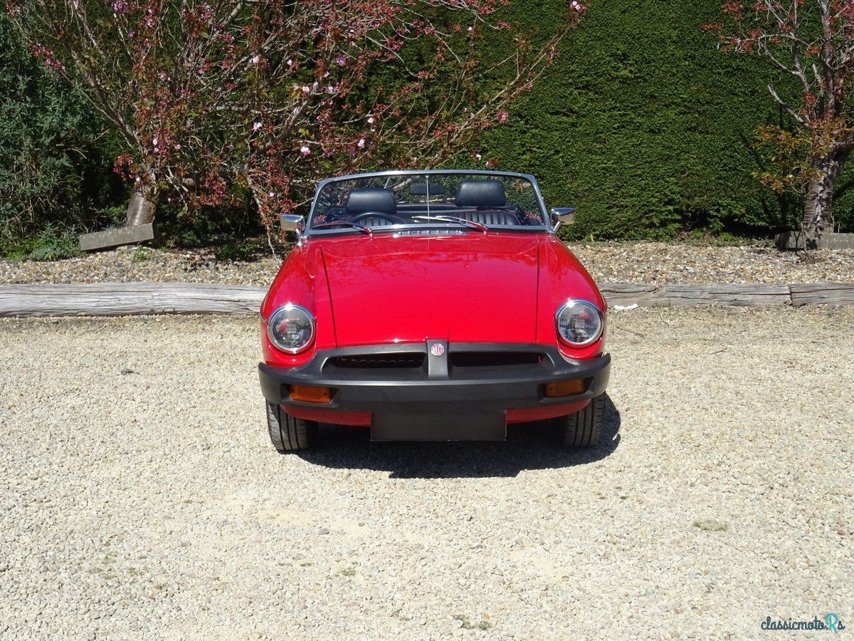 1970' MG MGB photo #2
